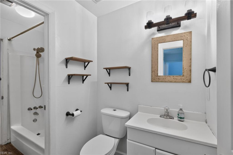 Photo 22 of 43 residential for sale in Virginia Beach virginia