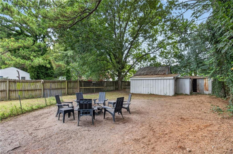 Photo 22 of 24 residential for sale in Chesapeake virginia Photo 22 of 24 residential for sale in Chesapeake virginia