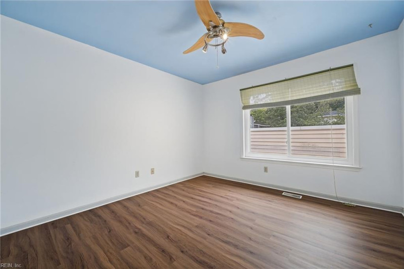 Photo 21 of 35 residential for sale in Newport News virginia