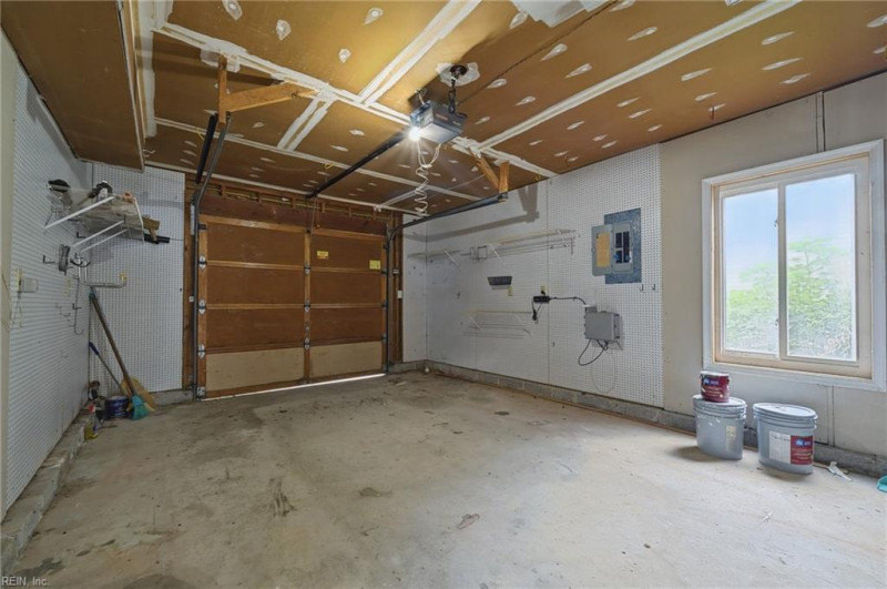 Photo 28 of 35 residential for sale in Newport News virginia