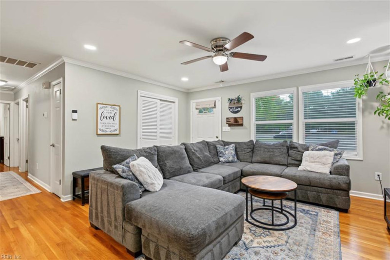 Photo 5 of 27 residential for sale in Newport News virginia Photo 5 of 27 residential for sale in Newport News virginia