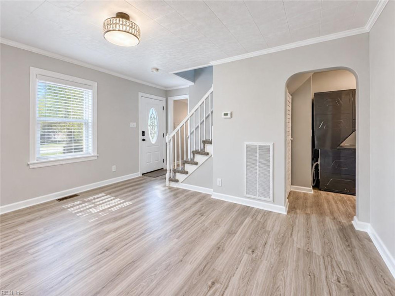Photo 19 of 39 residential for sale in Portsmouth virginia