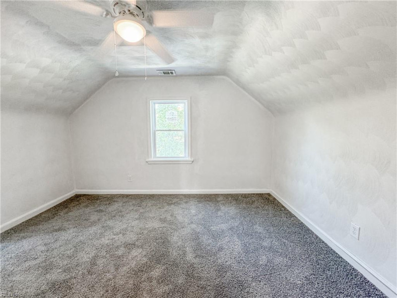 Photo 22 of 39 residential for sale in Portsmouth virginia