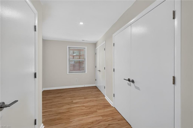 Photo 15 of 34 residential for sale in Norfolk virginia
