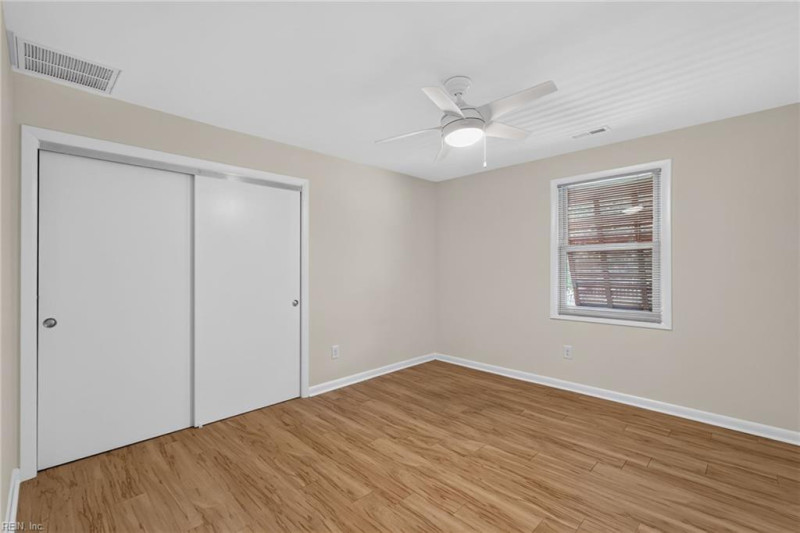 Photo 27 of 34 residential for sale in Norfolk virginia