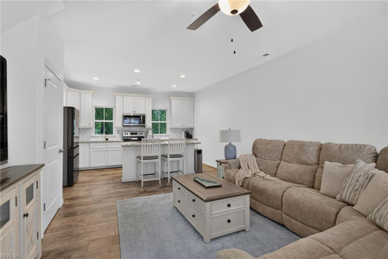 Photo 14 of 34 residential for sale in Norfolk virginia Photo 14 of 34 residential for sale in Norfolk virginia