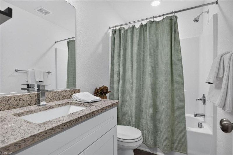 Photo 27 of 34 residential for sale in Norfolk virginia Photo 27 of 34 residential for sale in Norfolk virginia