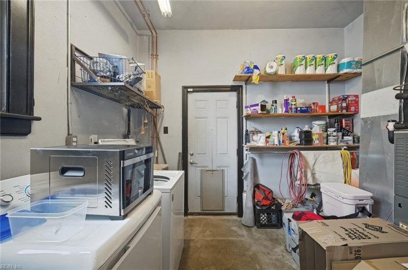 Photo 21 of 28 residential for sale in Portsmouth virginia