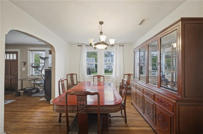 Photo 8 of 28 residential for sale in Portsmouth virginia