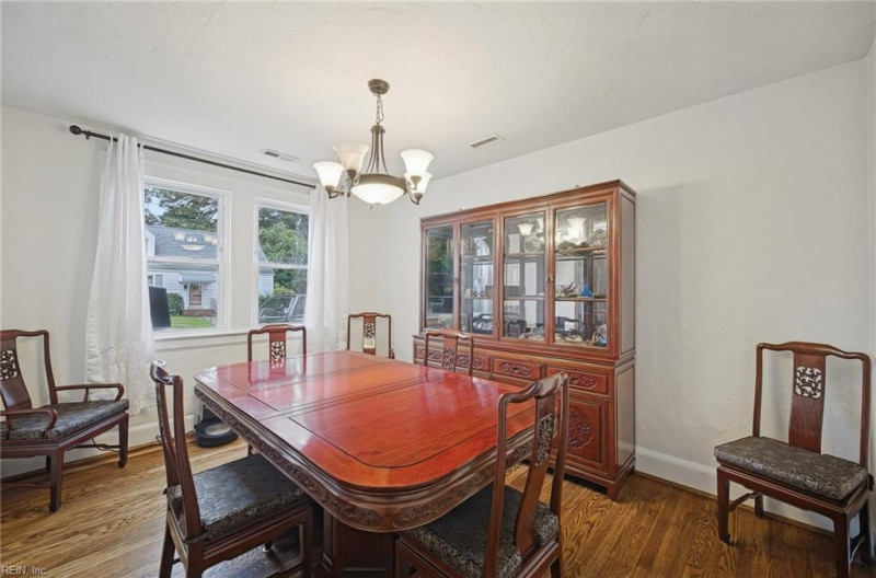 Photo 9 of 28 residential for sale in Portsmouth virginia
