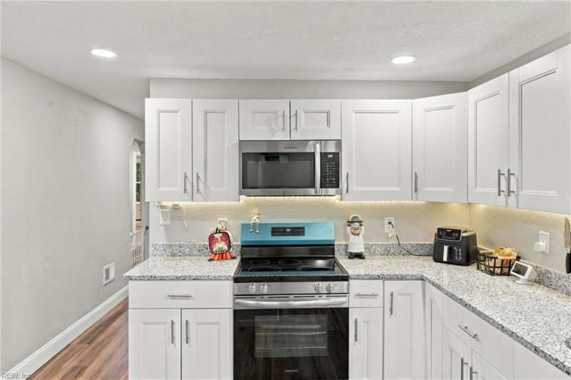 Photo 12 of 49 residential for sale in Portsmouth virginia Photo 12 of 49 residential for sale in Portsmouth virginia