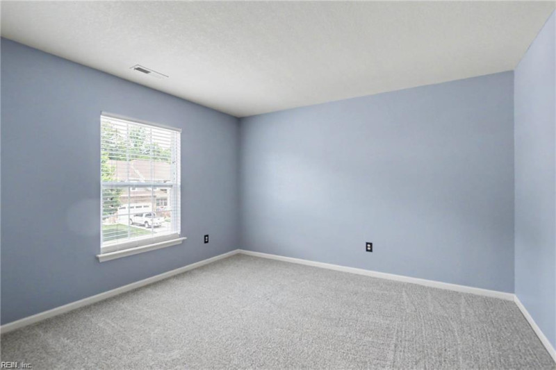 Photo 26 of 40 residential for sale in Suffolk virginia