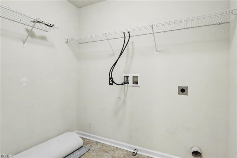 Photo 31 of 40 residential for sale in Suffolk virginia