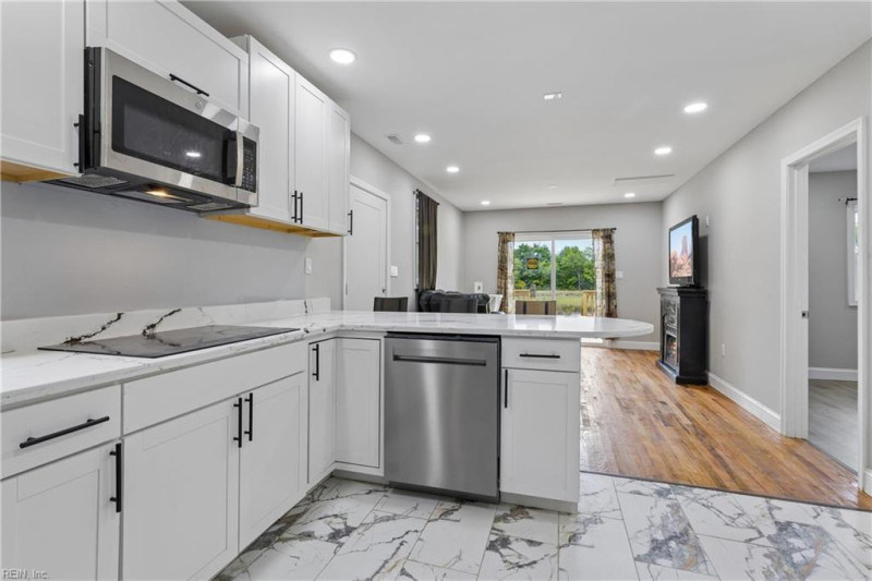 Photo 20 of 27 residential for sale in Newport News virginia