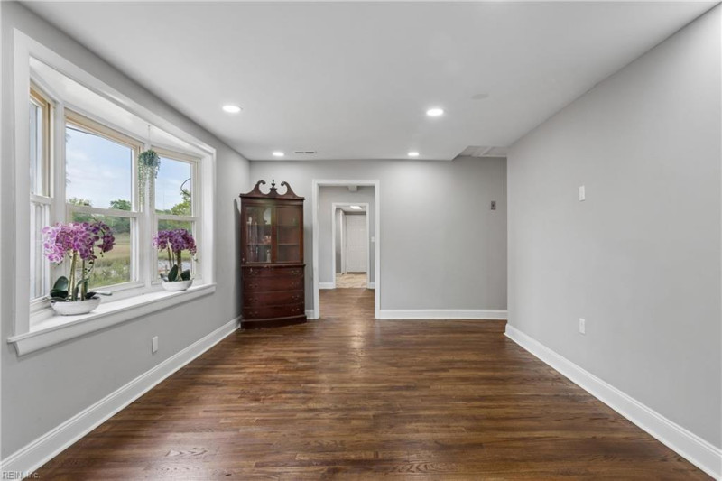 Photo 3 of 27 residential for sale in Newport News virginia