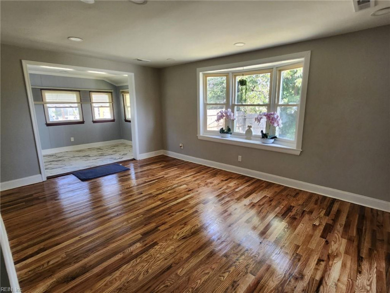 Photo 4 of 27 residential for sale in Newport News virginia