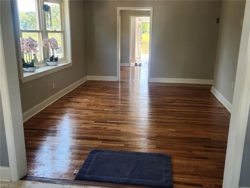 Photo 6 of 27 residential for sale in Newport News virginia