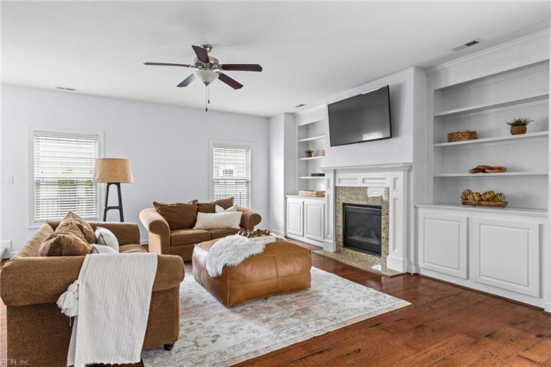 Photo 15 of 34 residential for sale in Virginia Beach virginia