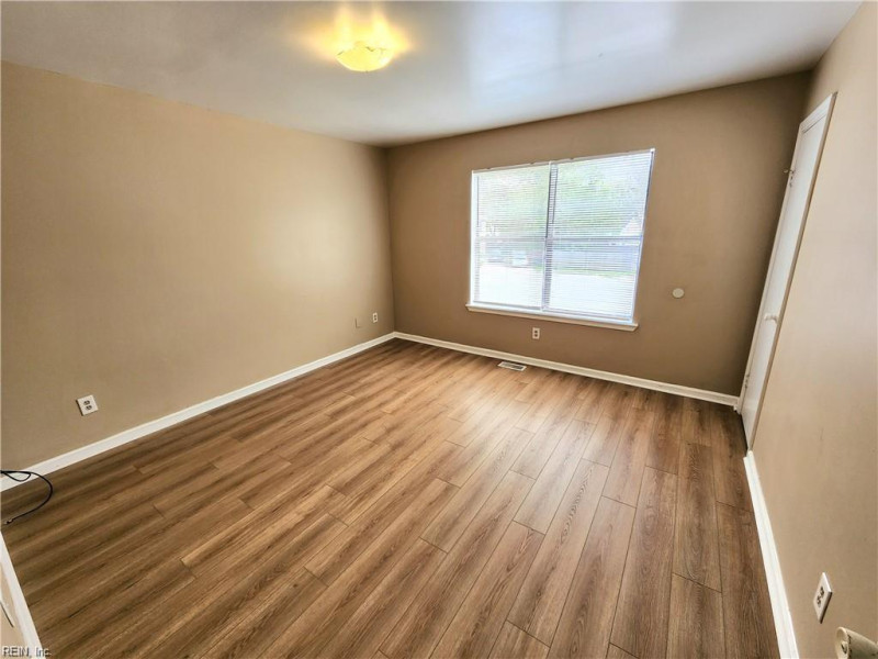 Photo 9 of 10 residential for sale in Norfolk virginia Photo 9 of 10 residential for sale in Norfolk virginia