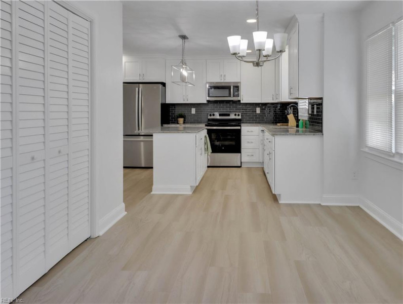 Photo 10 of 24 residential for sale in Virginia Beach virginia