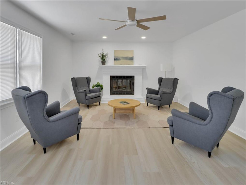 Photo 11 of 24 residential for sale in Virginia Beach virginia