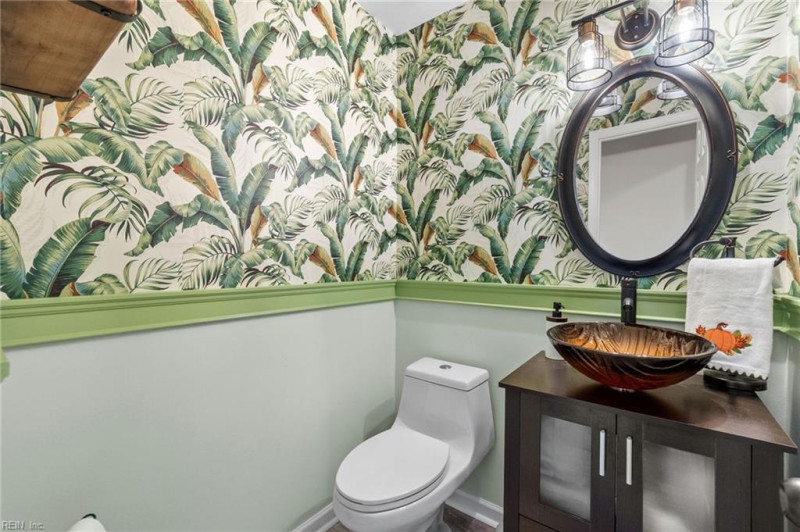 Photo 14 of 40 residential for sale in Virginia Beach virginia