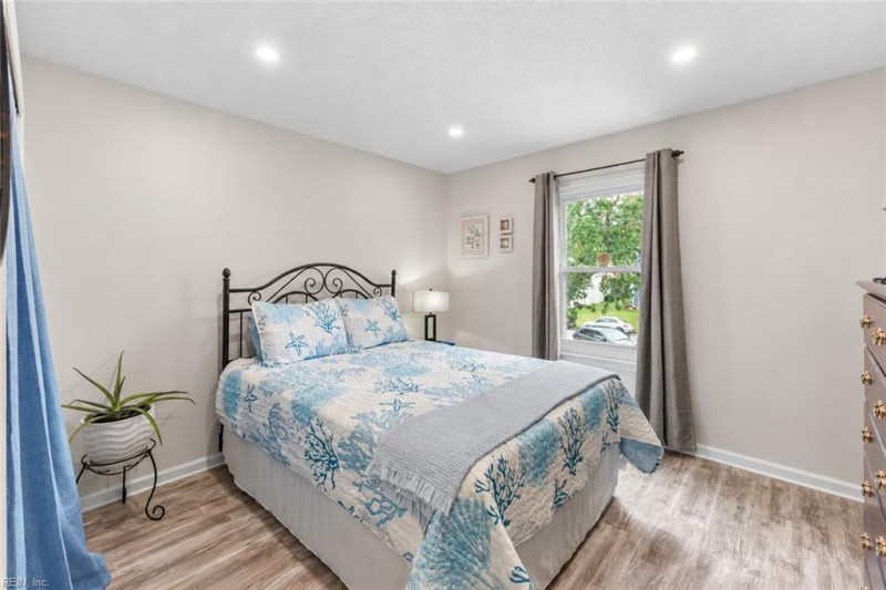 Photo 24 of 40 residential for sale in Virginia Beach virginia
