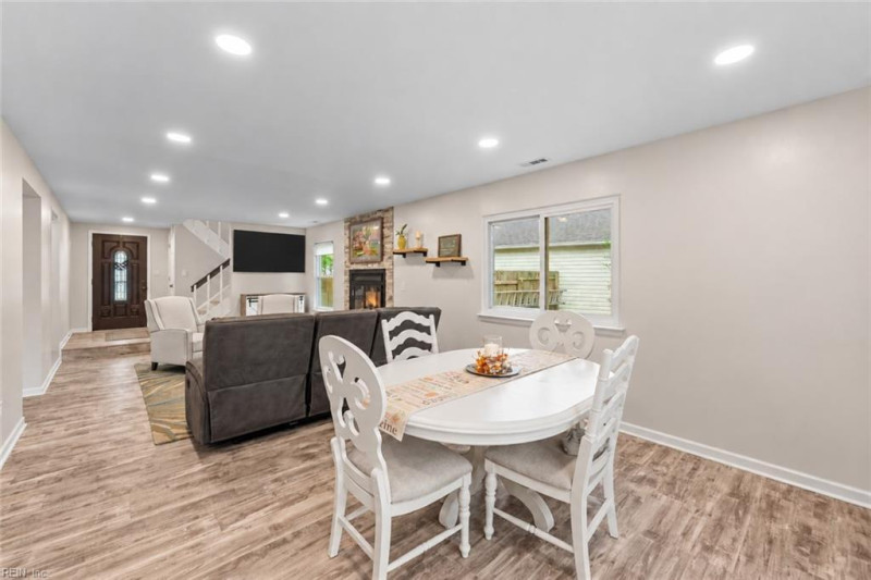 Photo 9 of 40 residential for sale in Virginia Beach virginia