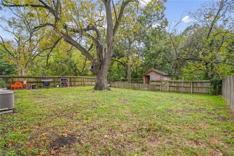 Photo 35 of 50 residential for sale in Chesapeake virginia Photo 35 of 50 residential for sale in Chesapeake virginia