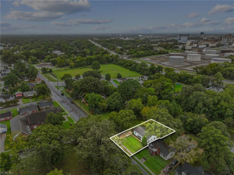 Photo 4 of 50 residential for sale in Chesapeake virginia Photo 4 of 50 residential for sale in Chesapeake virginia