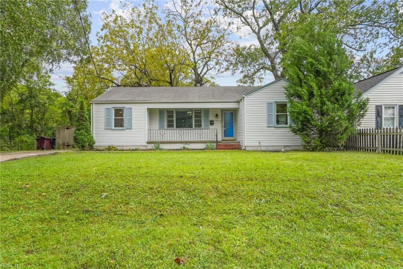 Photo 5 of 50 residential for sale in Chesapeake virginia Photo 5 of 50 residential for sale in Chesapeake virginia