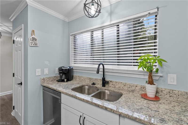 Photo 17 of 35 residential for sale in Newport News virginia