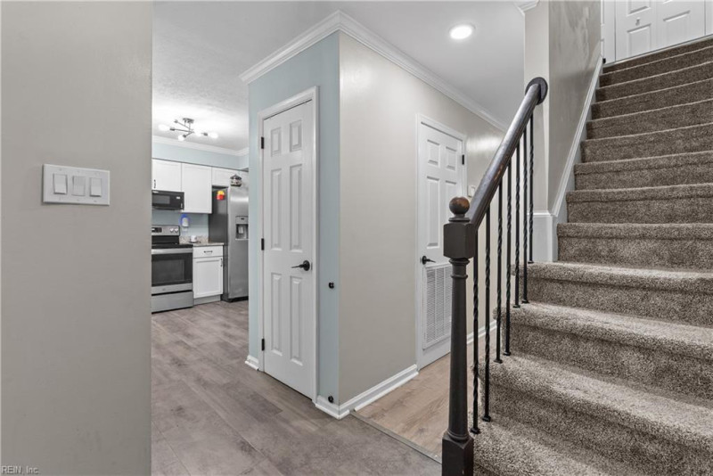 Photo 5 of 35 residential for sale in Newport News virginia