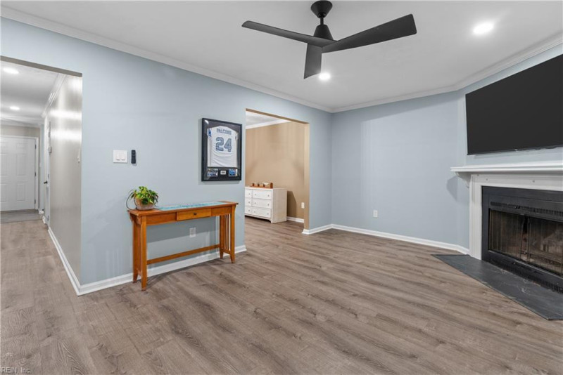 Photo 7 of 35 residential for sale in Newport News virginia