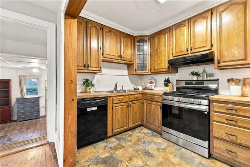 Photo 11 of 50 residential for sale in Norfolk virginia Photo 11 of 50 residential for sale in Norfolk virginia