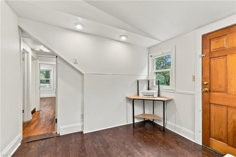 Photo 31 of 50 residential for sale in Norfolk virginia Photo 31 of 50 residential for sale in Norfolk virginia