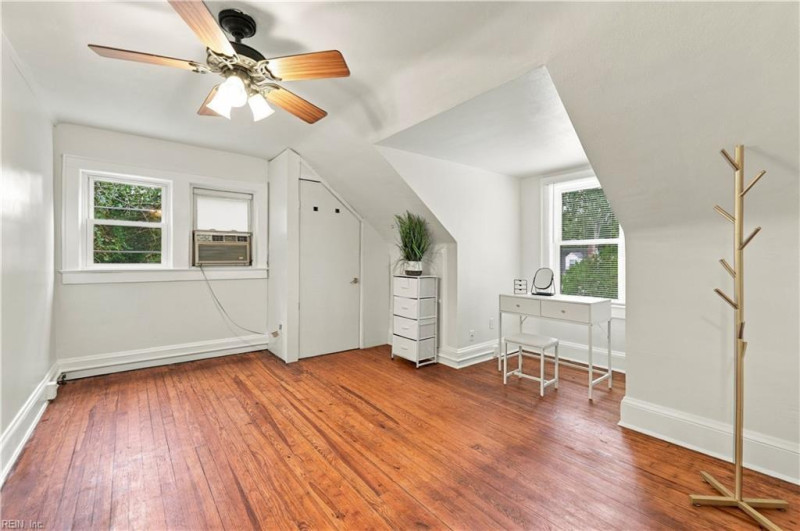Photo 34 of 50 residential for sale in Norfolk virginia Photo 34 of 50 residential for sale in Norfolk virginia