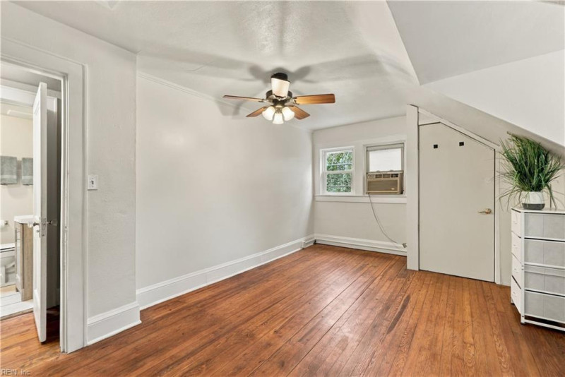 Photo 35 of 50 residential for sale in Norfolk virginia Photo 35 of 50 residential for sale in Norfolk virginia