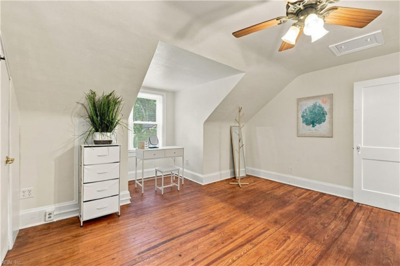 Photo 36 of 50 residential for sale in Norfolk virginia Photo 36 of 50 residential for sale in Norfolk virginia