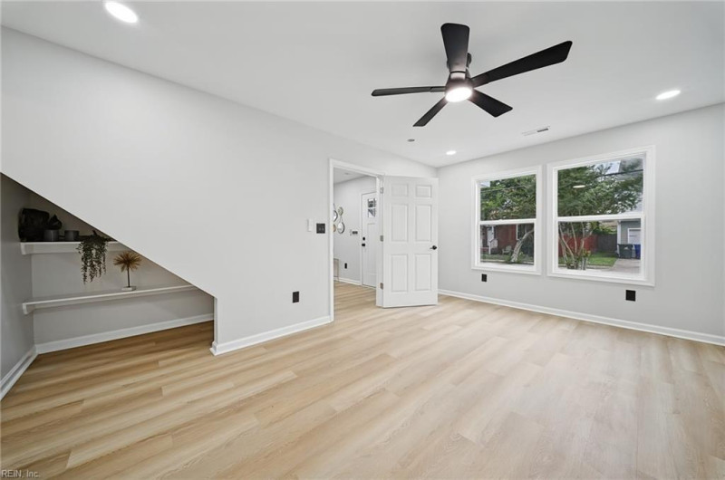 Photo 31 of 39 residential for sale in Norfolk virginia Photo 31 of 39 residential for sale in Norfolk virginia