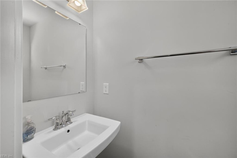 Photo 16 of 44 residential for sale in Chesapeake virginia Photo 16 of 44 residential for sale in Chesapeake virginia