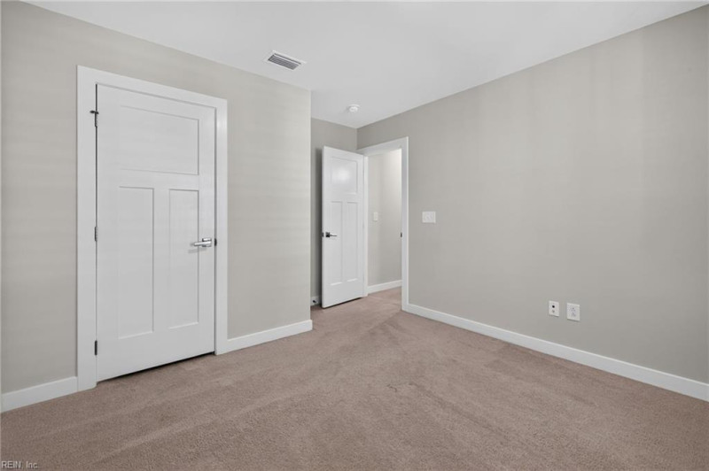 Photo 31 of 44 residential for sale in Chesapeake virginia Photo 31 of 44 residential for sale in Chesapeake virginia