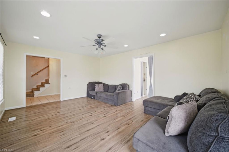 Photo 5 of 46 residential for sale in Chesapeake virginia Photo 5 of 46 residential for sale in Chesapeake virginia