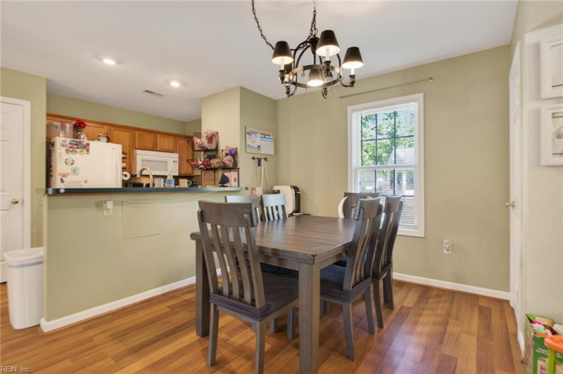 Photo 7 of 28 residential for sale in Middlesex County virginia