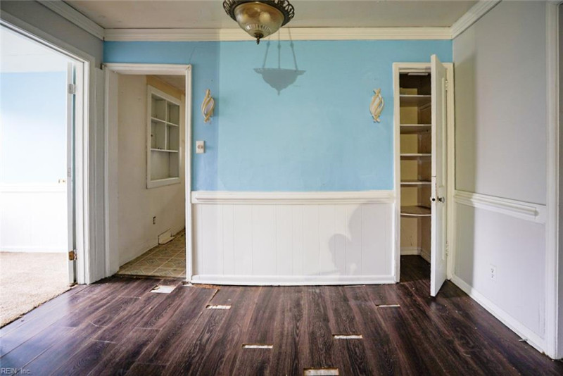 Photo 9 of 18 residential for sale in Portsmouth virginia