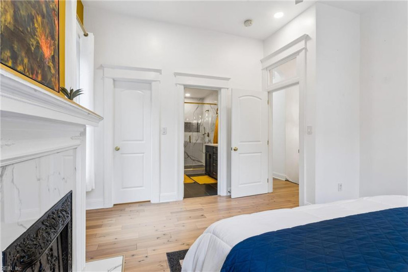 Photo 15 of 50 residential for sale in Norfolk virginia