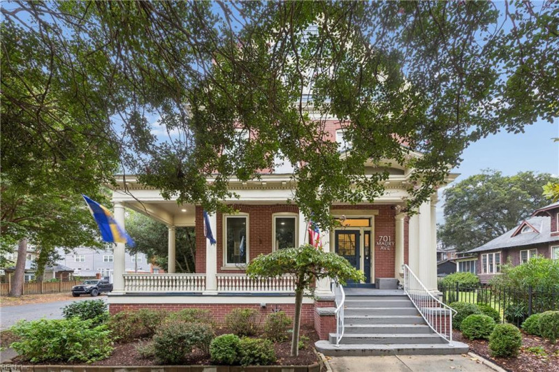 Photo 3 of 50 residential for sale in Norfolk virginia