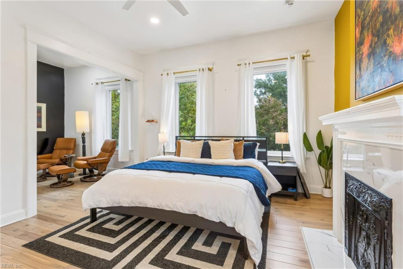 Photo 9 of 50 residential for sale in Norfolk virginia