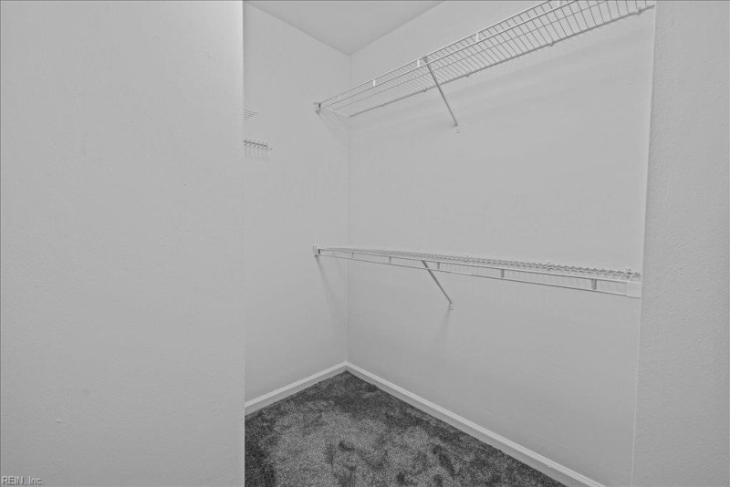 Photo 17 of 32 residential for sale in Chesapeake virginia