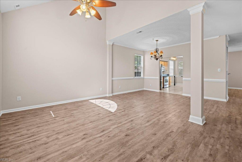 Photo 2 of 32 residential for sale in Chesapeake virginia